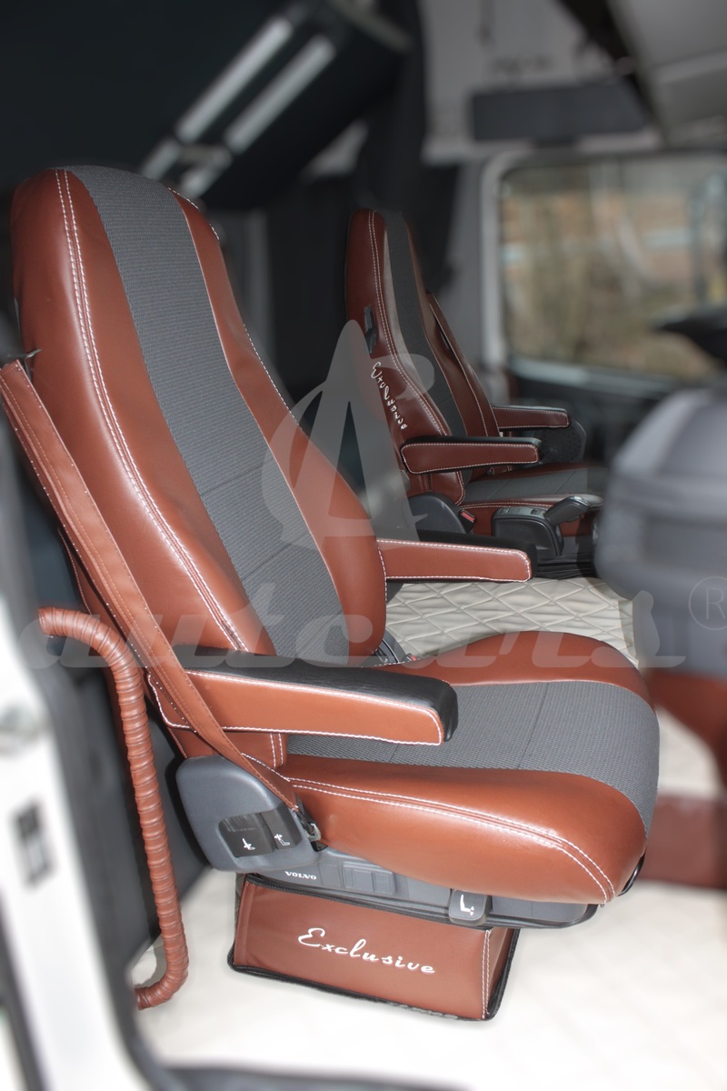 Sitzbezüge Premium Stoff / Kunstleder passend für LKW Volvo FH3